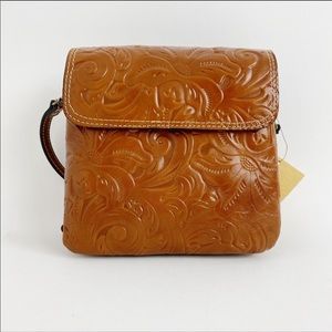PATRICIA NASH Balluri Leather Crossbody Bag